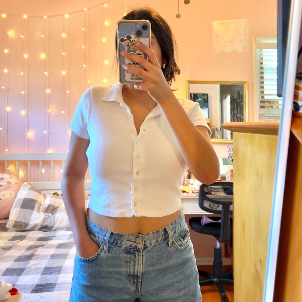 brandy melville white collared button up crop top